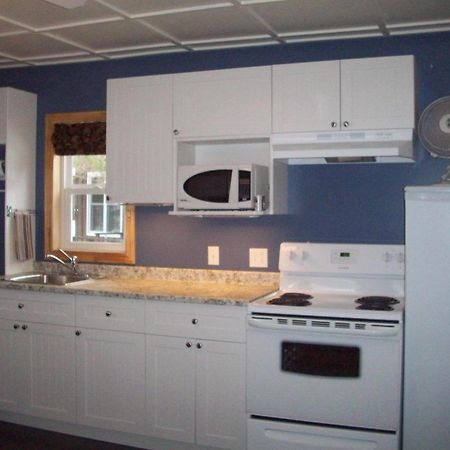 Lakewoods Cottage Oxtongue Lake Phòng bức ảnh