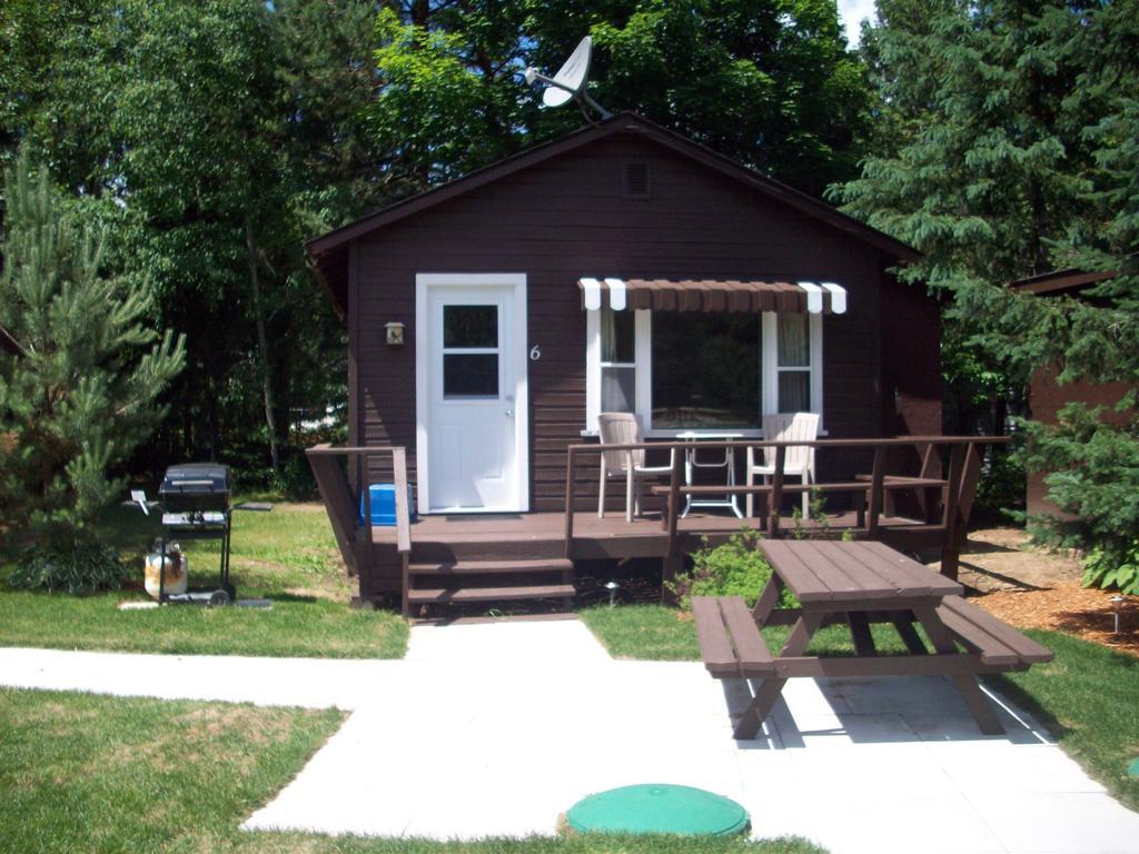 Lakewoods Cottage Oxtongue Lake Phòng bức ảnh